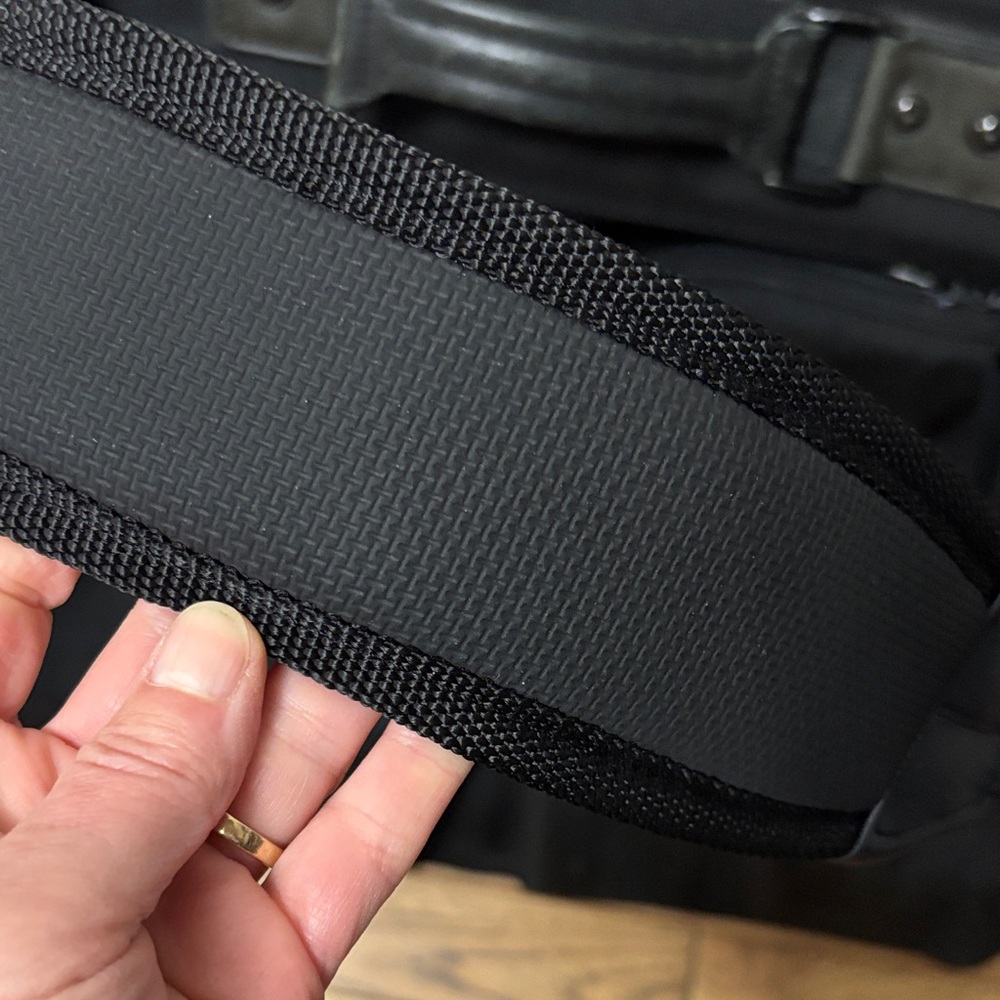 Pathfinder Ballistic Nylon Garment Bag - Picture 3 of 16